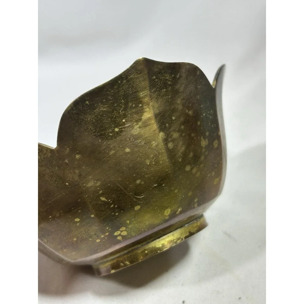 Vintage Brass Flower Shaped Bowl Dish MCM Ashtray Decorative Decor  2.5